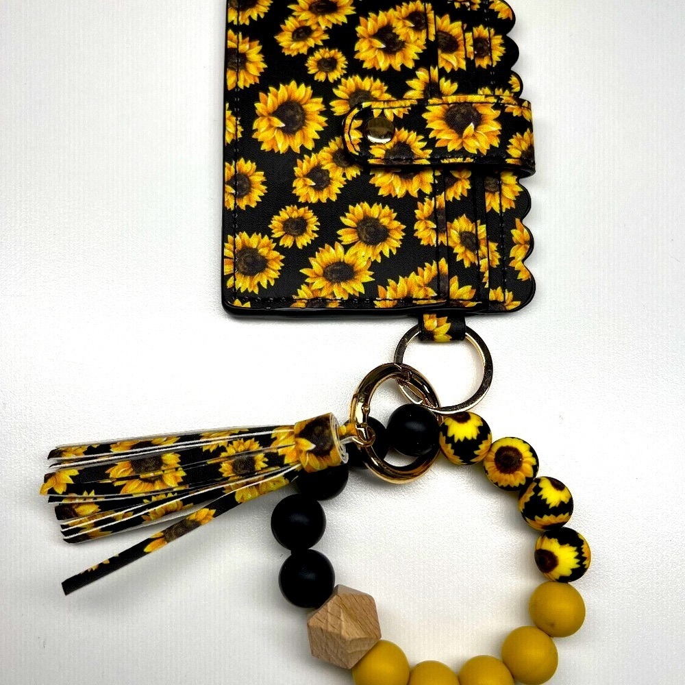 Sunflower keychain and small wallet